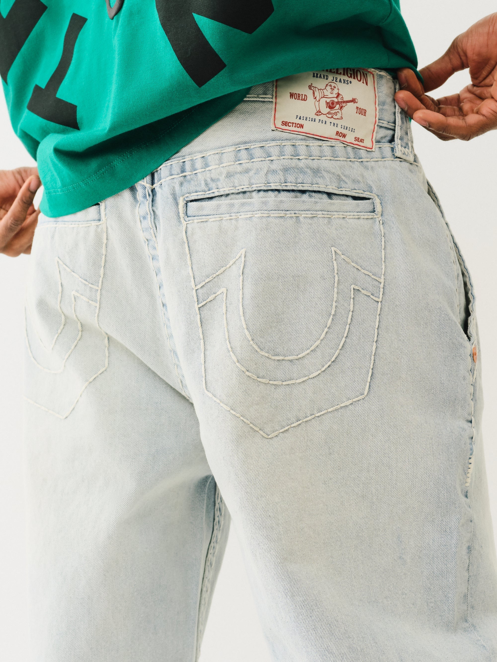 True Religion Blue Collar Super T Bobby 32In Optic Stone Light Wash