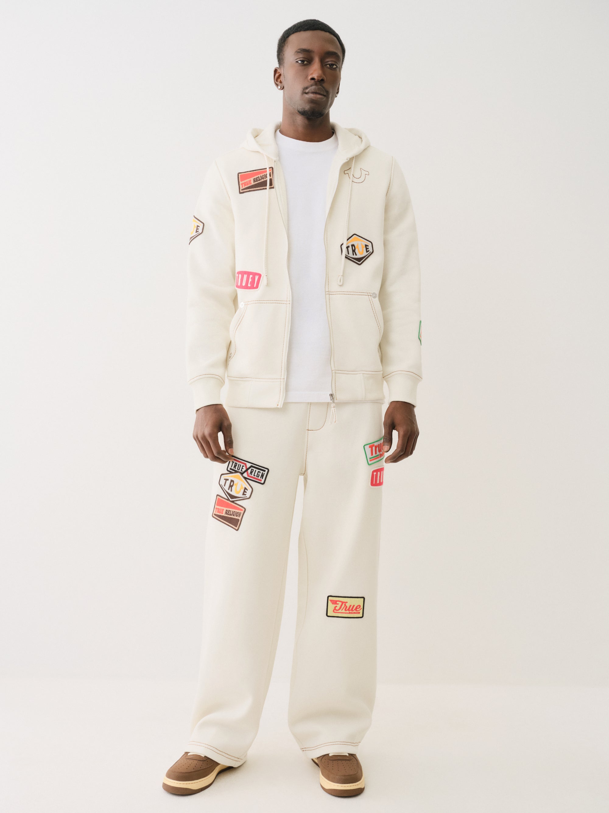 True Religion Patch Big T Baggy Sweatpant Vapor Grey