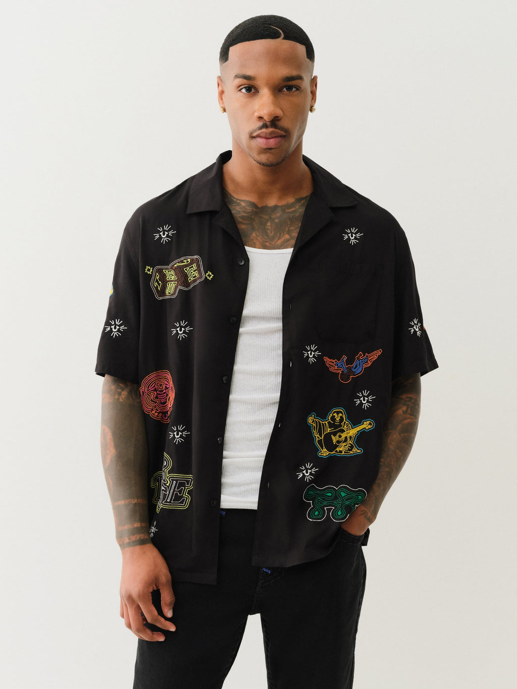 True Religion Ss Camp Shirt Allover Embro Blk Green Yellow