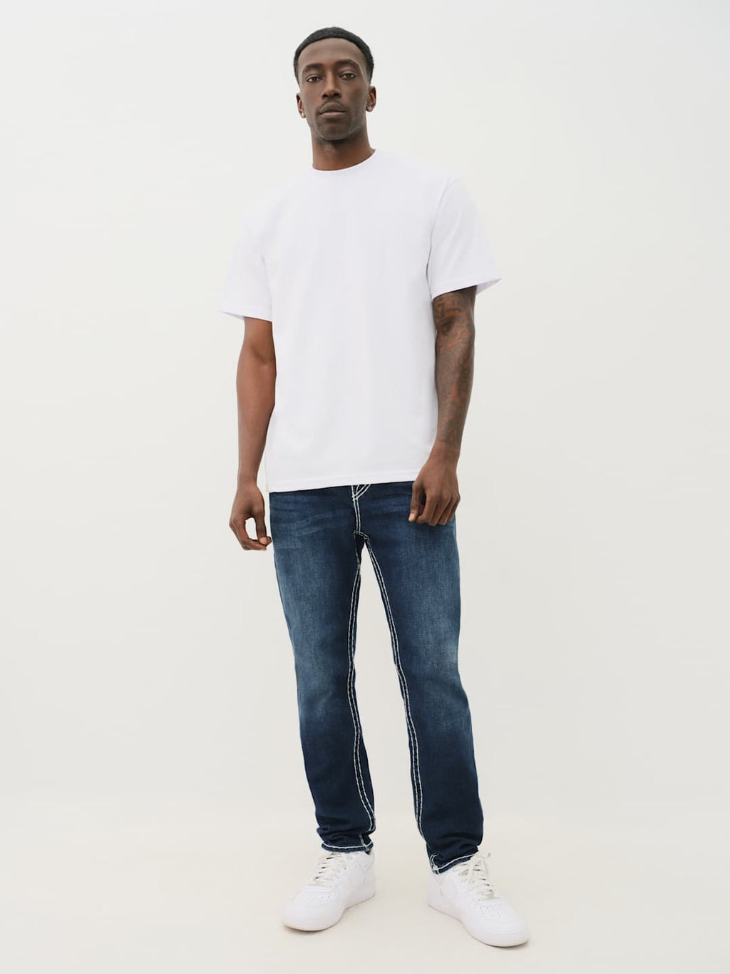 True Religion Jeans Rocco Super T NF 32 Inseam Damon Dark Wash