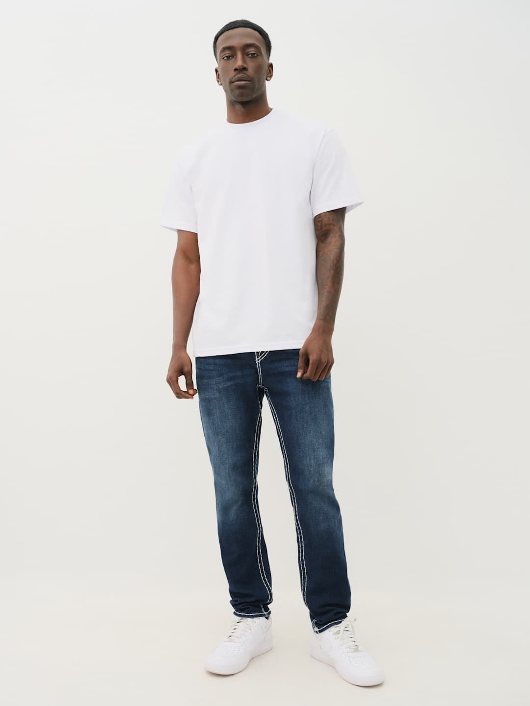 True Religion Jeans Rocco Super T NF 32 Inseam Damon Dark Wash