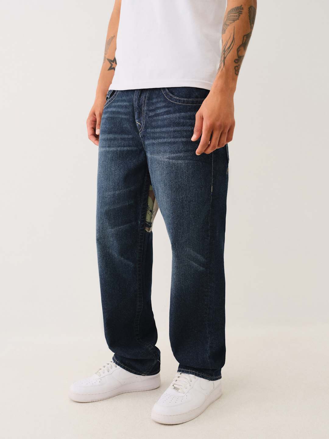 True Religion Jeans Bobby SN Flap LG Camo HS 32IN Subway Steel Dark Wash