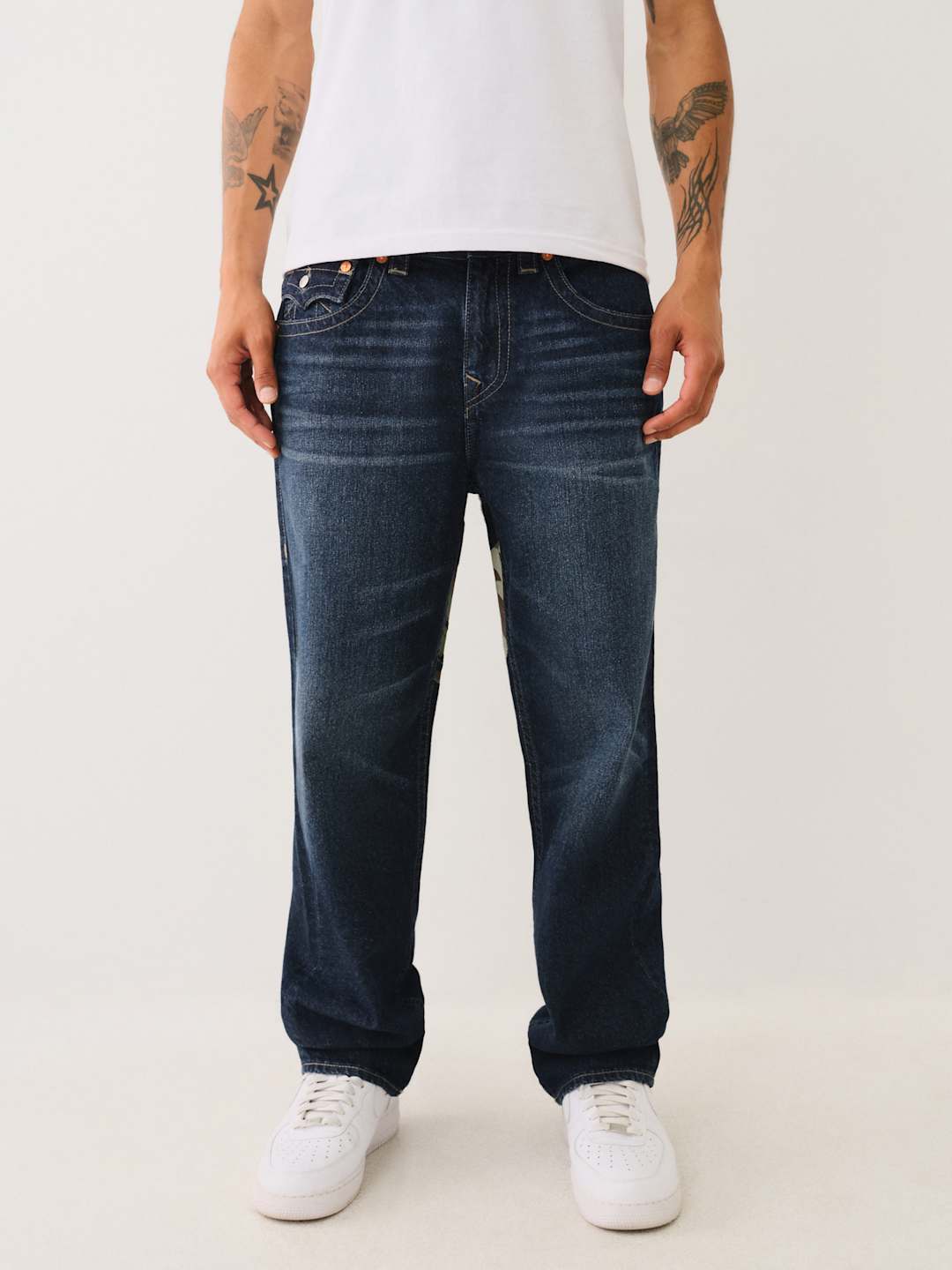 True Religion Jeans Bobby SN Flap LG Camo HS 32IN Subway Steel Dark Wash