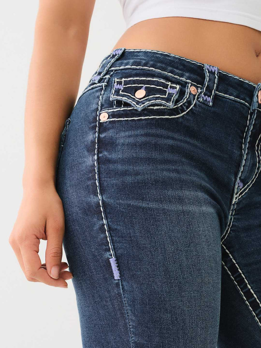 True Religion Jeans Ladies Billie MR Straight Flap Sup T Delilah