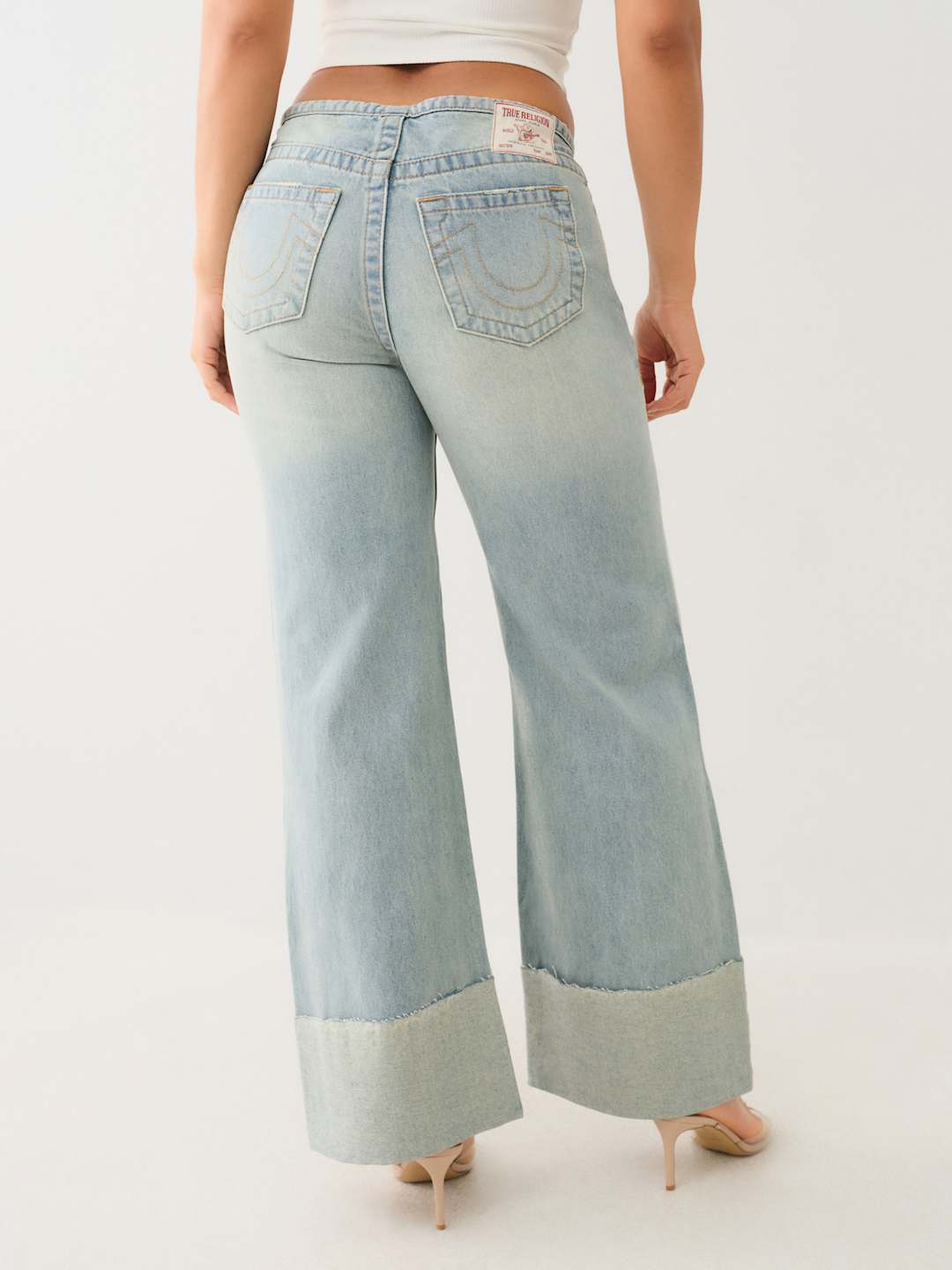 True Religion Jeans Ladies Cuffed Low Slung Baggy Jean Lila With Destroy