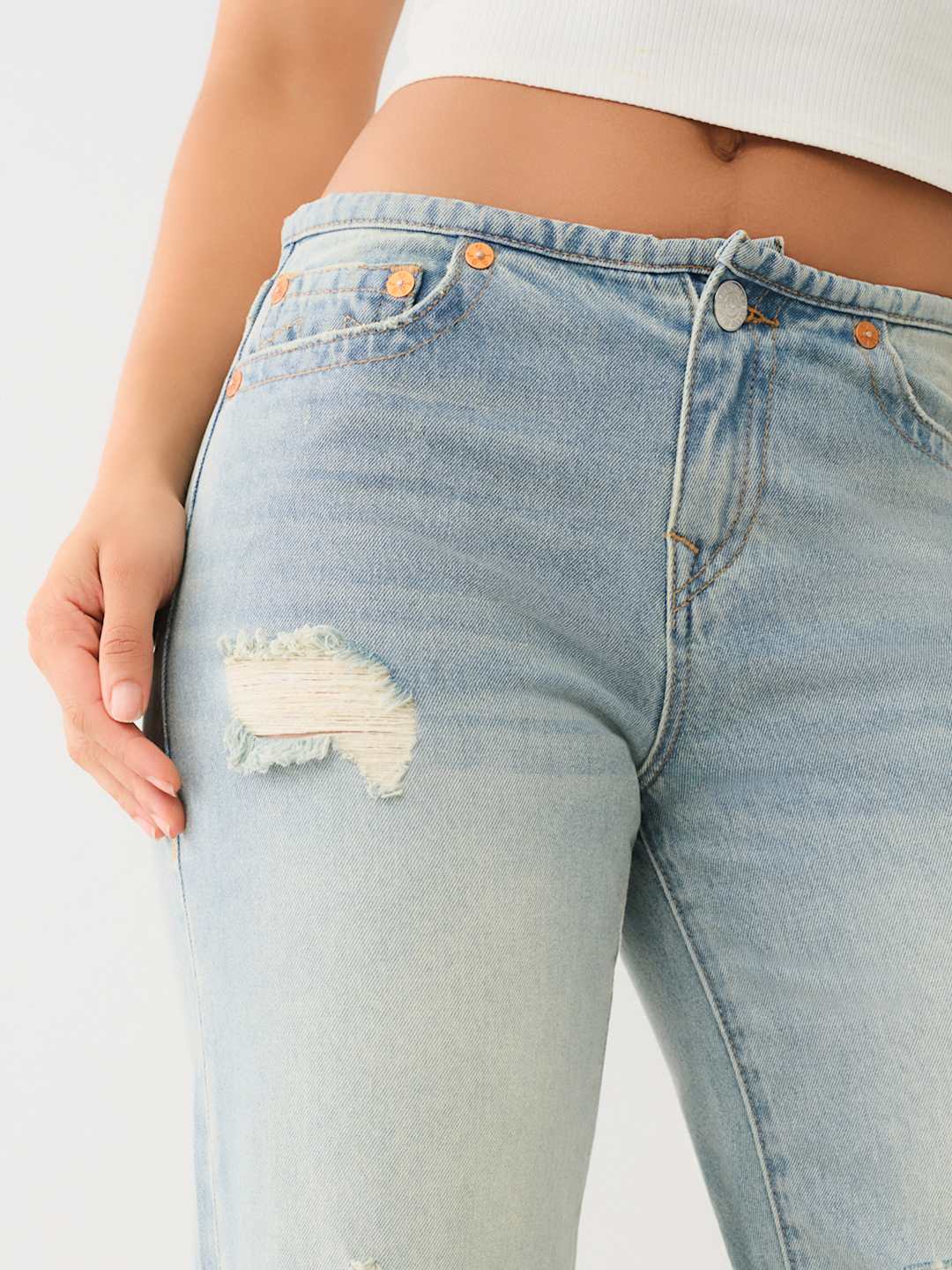 True Religion Jeans Ladies Cuffed Low Slung Baggy Jean Lila With Destroy