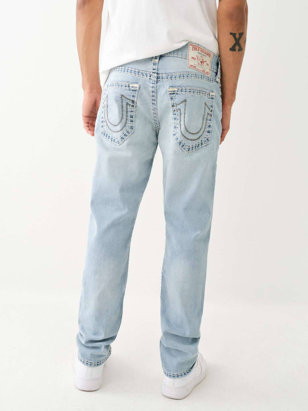 True Religion Geno Jeans Super T Carlisle Light Wash