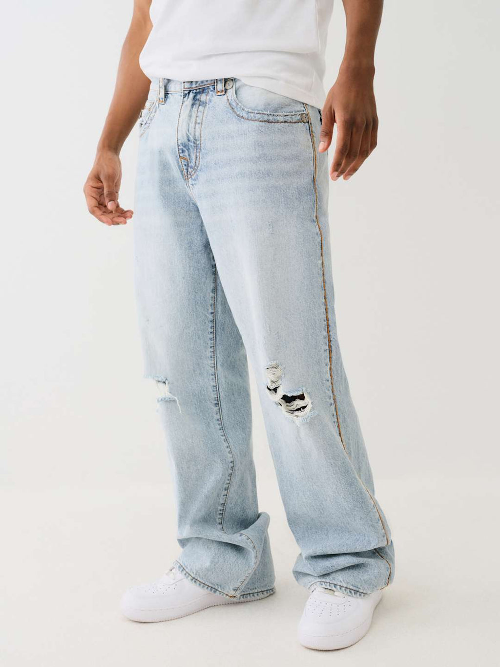 True Religion Vinny Jeans Sideseam Gene Rips Light Wash