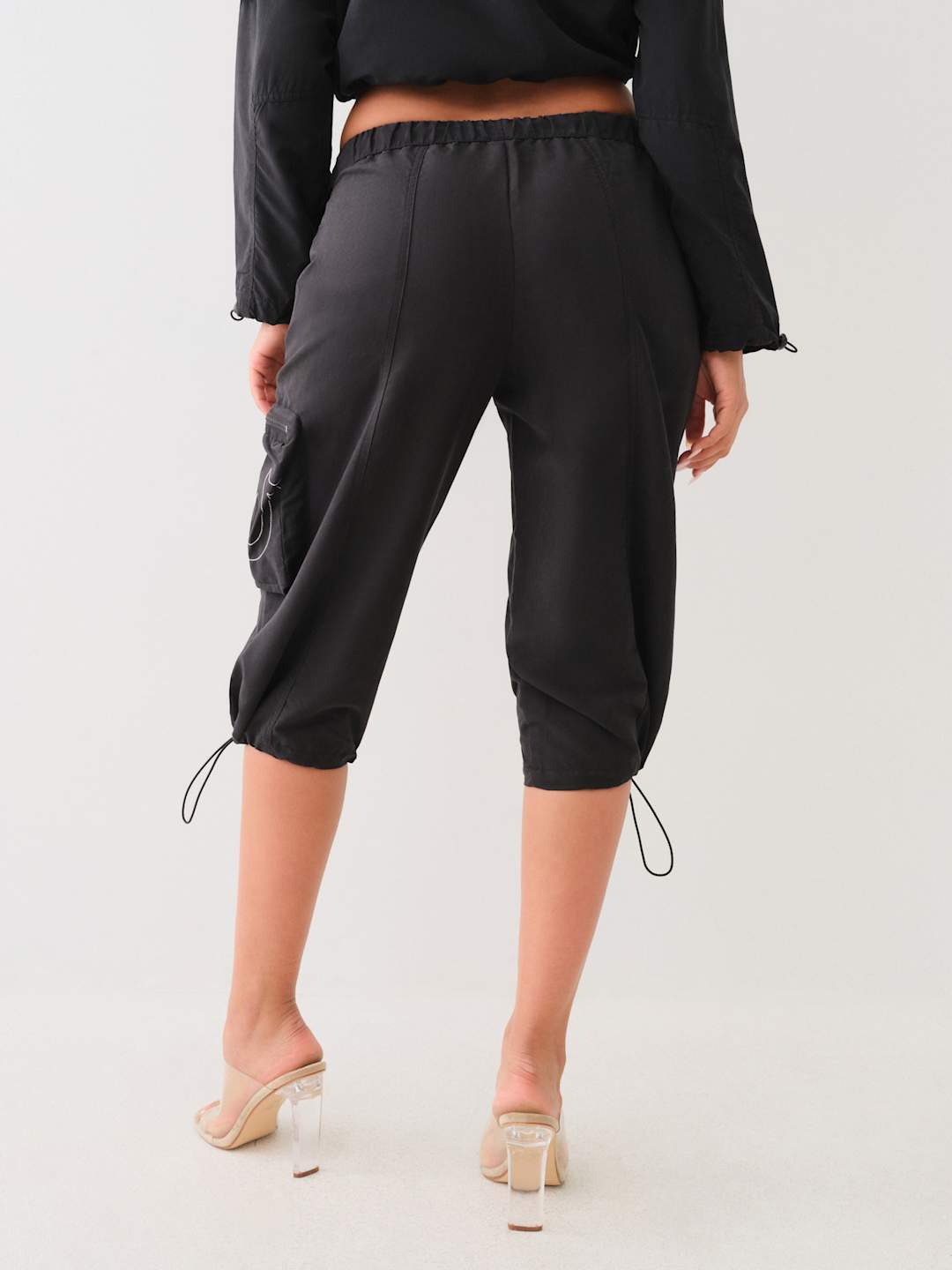 True Religion Pants Ladies Cropped Capri Black