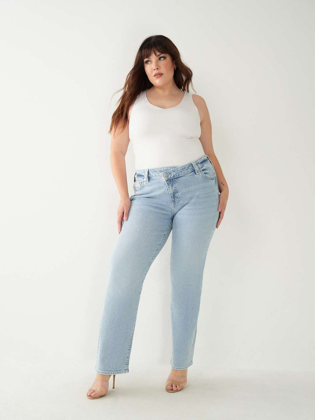 Ricki Crossbody Relaxed Jean