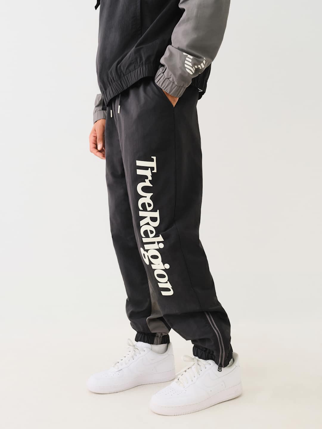 True Religion Jogger Colour Block Nylon Jogger Jet Black/Granite Grey